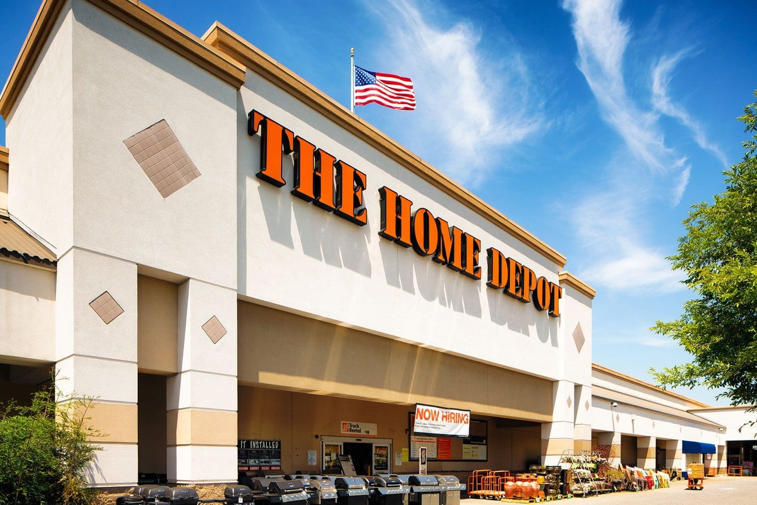 Featured image for Home Depot Military Discount, showing the front of a Home Depot store
